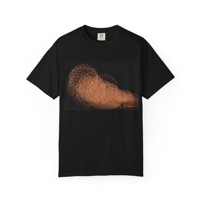不死鳥のごとき大輪の華Tシャツ（2026年版） — 日本三大花火の街、2026年、長生橋、復興祈願の巨大花火