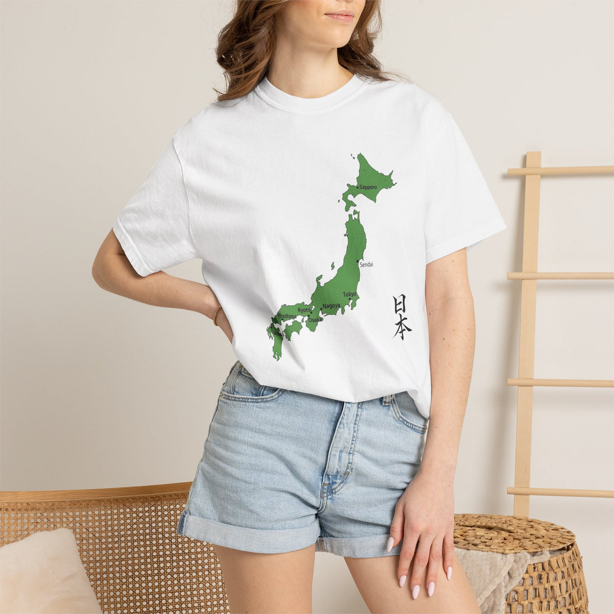 日本 Japan Map T-Shirt | Major Cities & Japanese Calligraphy Tee