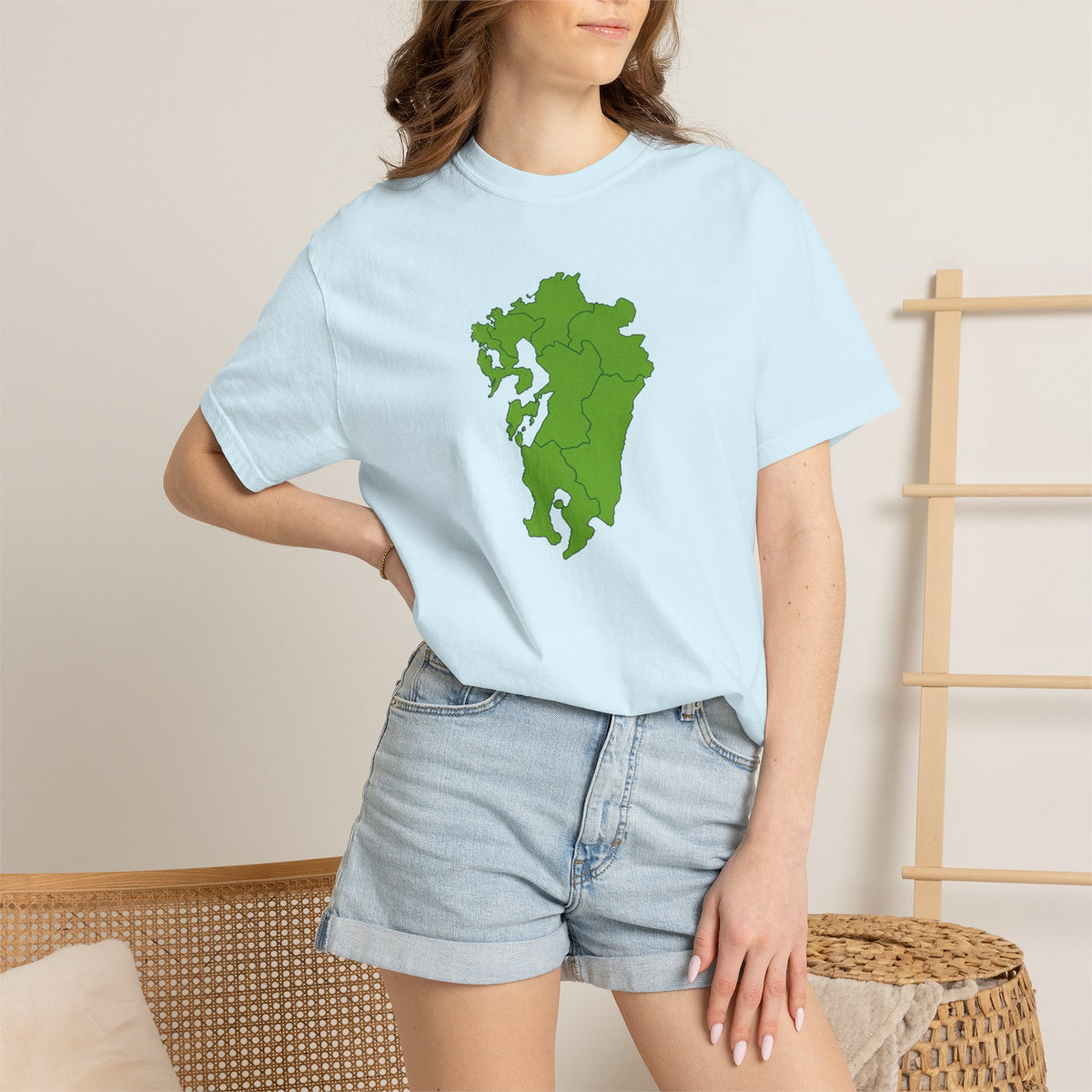 九州地方 地図デザイン Tシャツ｜ユニセックス コットンTシャツ