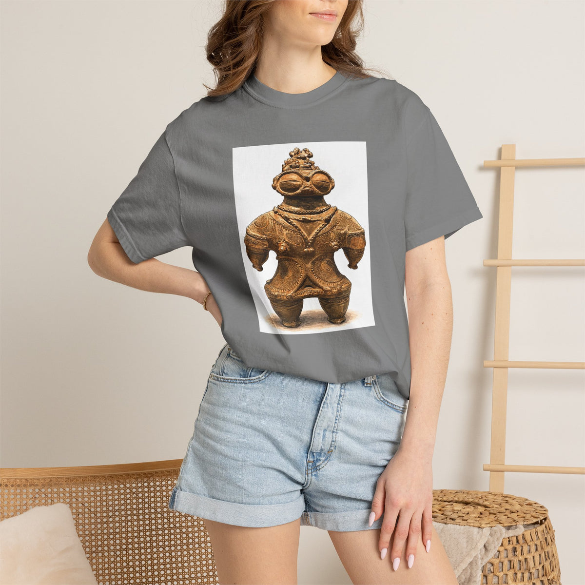 遮光器土偶 Tシャツ｜縄文文化デザイン｜ユニセックス コットンTシャツ
