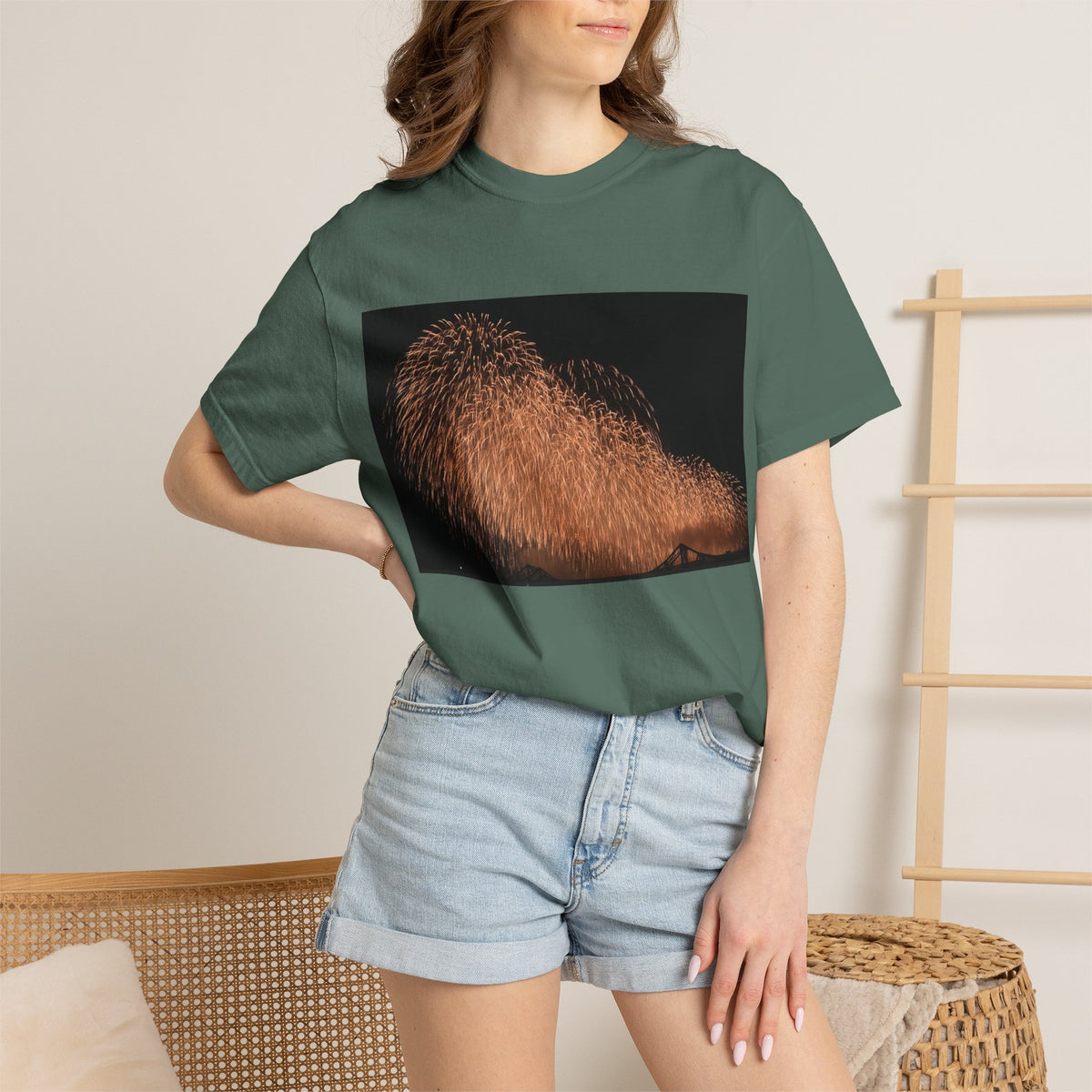 花火バーストTシャツ — 長岡　不死鳥　2026 夜空写真シャツ