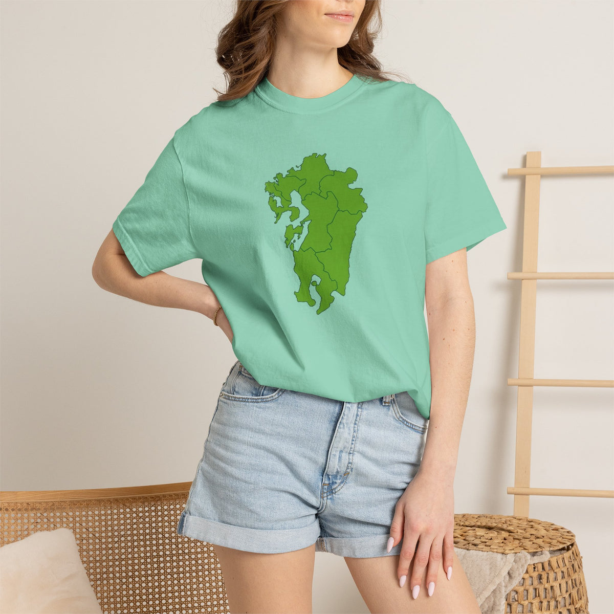 九州地方 地図デザイン Tシャツ｜ユニセックス コットンTシャツ