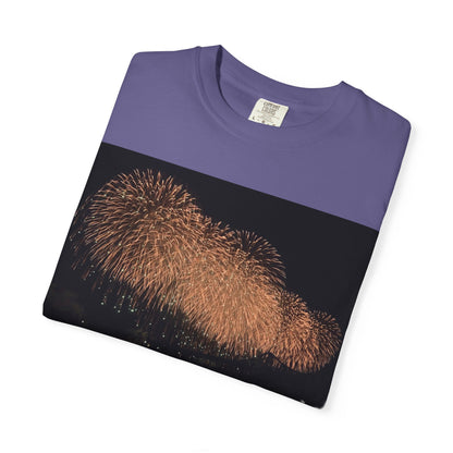 夜空を彩る大輪の華Tシャツ（2026年版） — 日本三大花火の街、2026年、長生橋、超大型ベスビアス風大花火