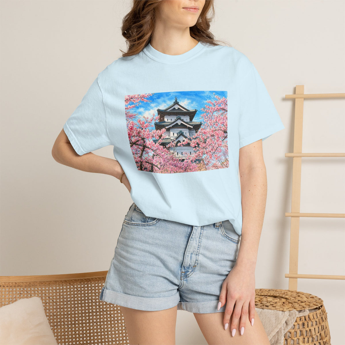 弘前城と桜 Tシャツ｜日本の春風景｜ユニセックス コットンTシャツ