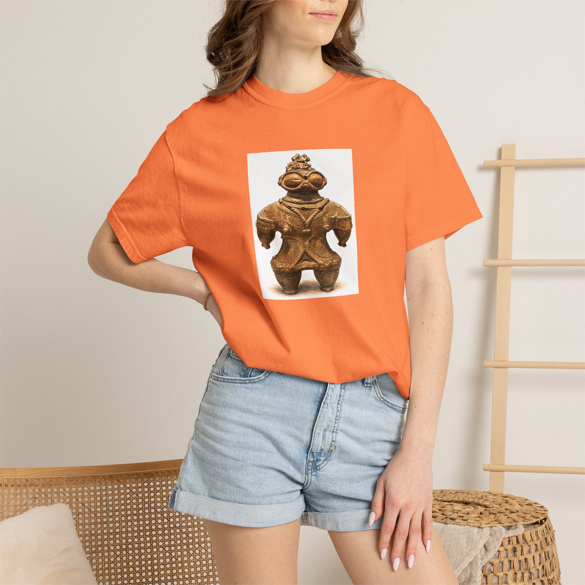 遮光器土偶 Tシャツ｜縄文文化デザイン｜ユニセックス コットンTシャツ