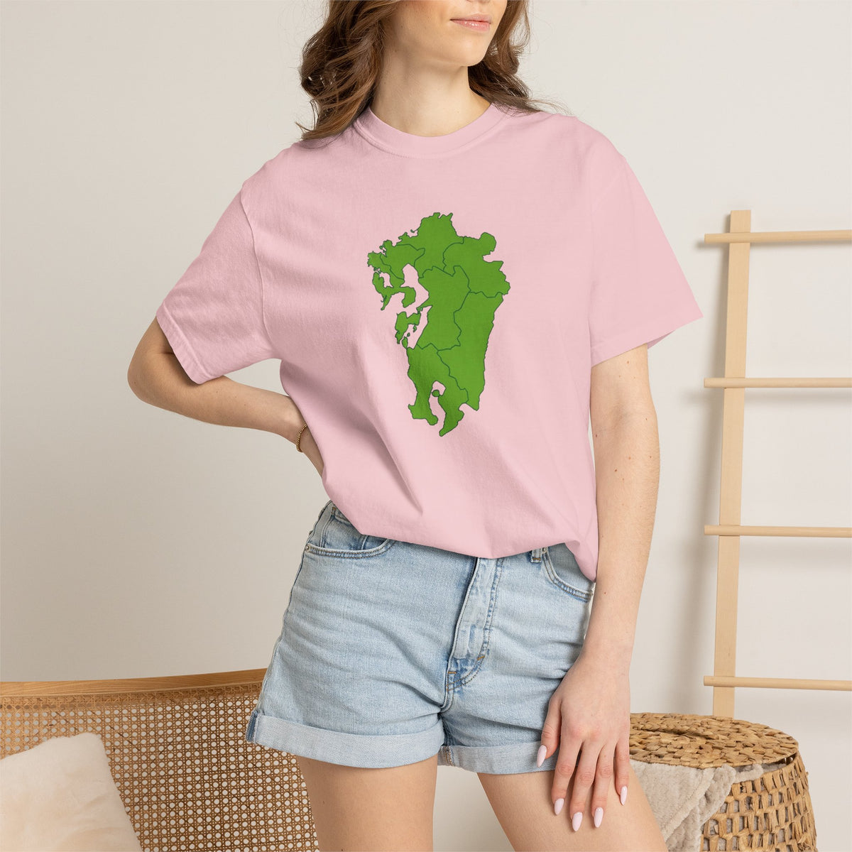 九州地方 地図デザイン Tシャツ｜ユニセックス コットンTシャツ