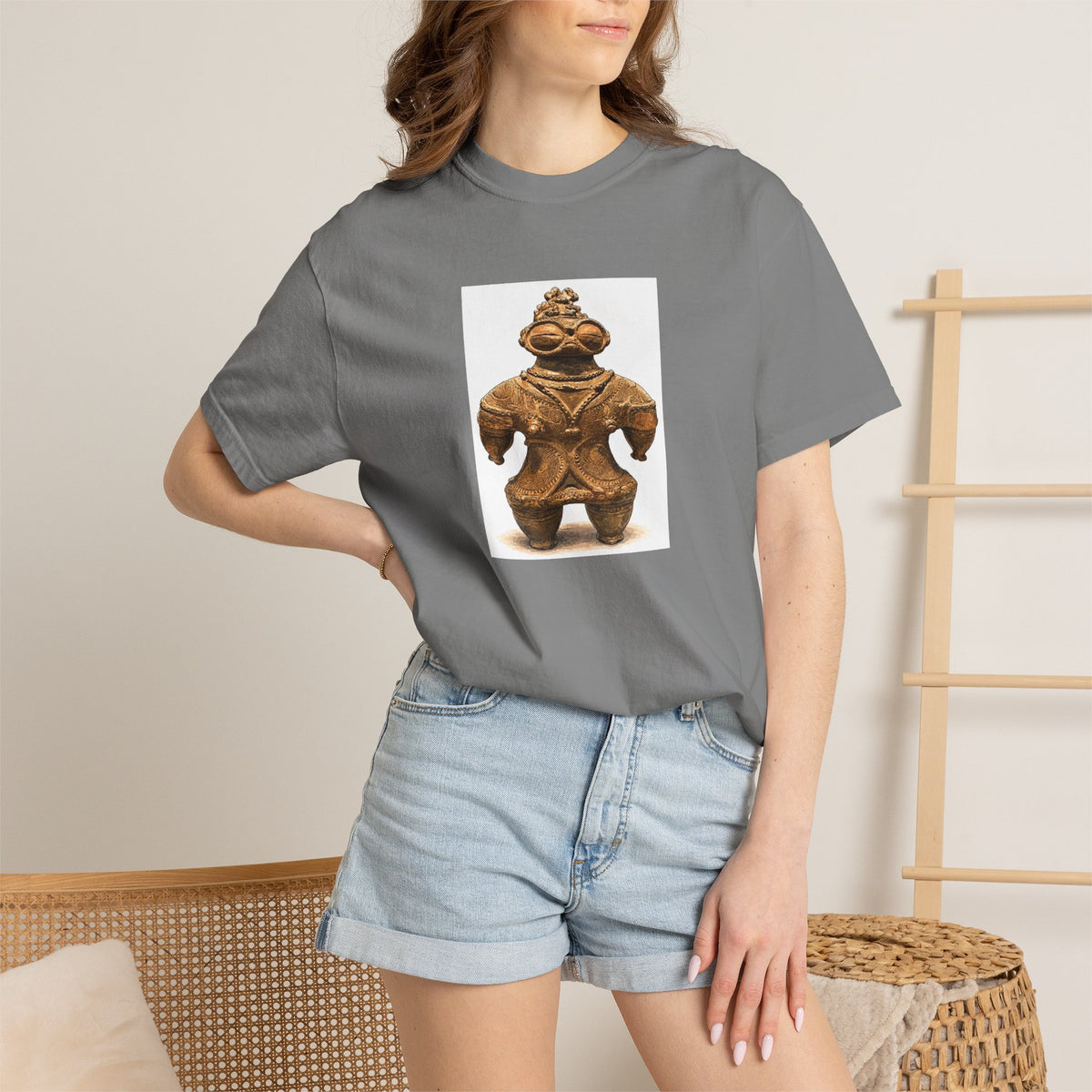 遮光器土偶 Tシャツ｜縄文文化デザイン｜ユニセックス コットンTシャツ