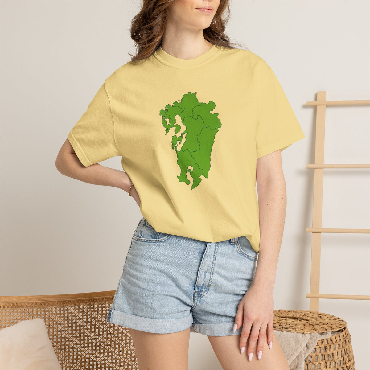 九州地方 地図デザイン Tシャツ｜ユニセックス コットンTシャツ