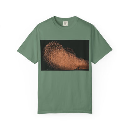 不死鳥のごとき大輪の華Tシャツ（2026年版） — 日本三大花火の街、2026年、長生橋、復興祈願の巨大花火