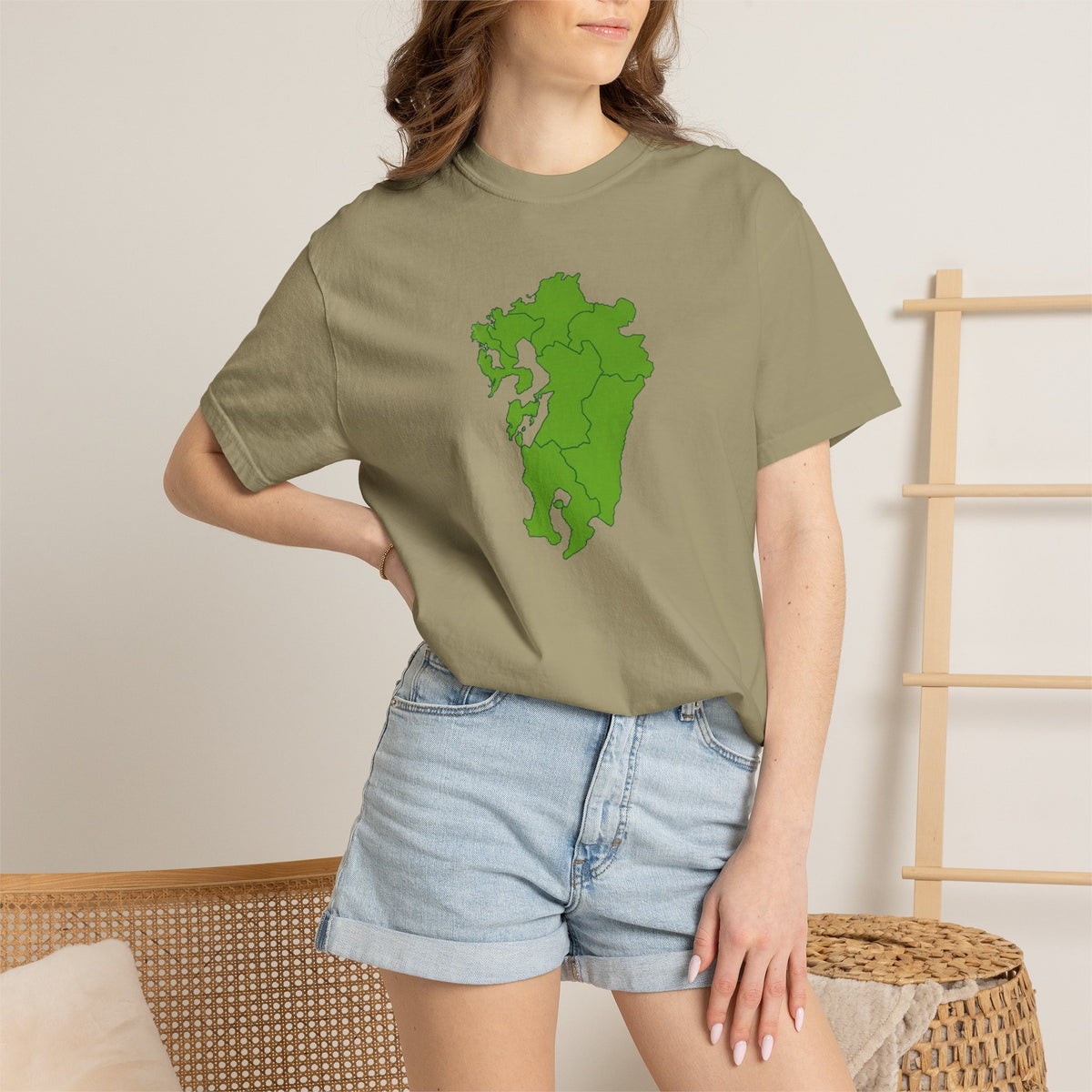 九州地方 地図デザイン Tシャツ｜ユニセックス コットンTシャツ