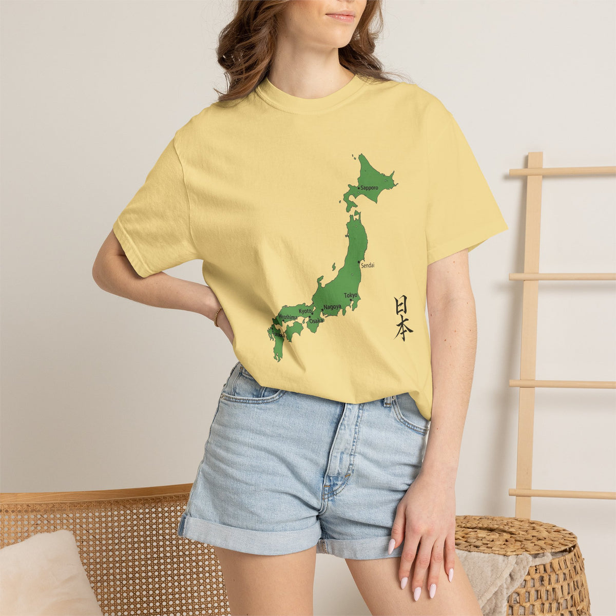 日本 Japan Map T-Shirt | Major Cities & Japanese Calligraphy Tee