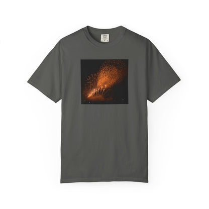 大曲の花火 （2026年版）｜秋田・夜空を彩る花火写真Tシャツ　｜Omagari Fireworks Photo T-Shirt